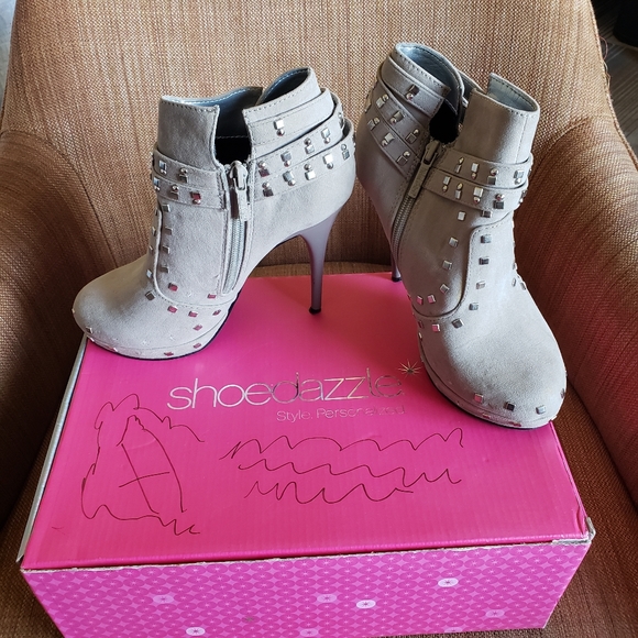 Beige suede stiletto studded booties, Michael Antonio, sz 6 - Picture 6 of 8